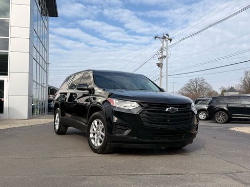 Used 2019 Chevrolet Traverse LS w/ LPO, Blackout Package image 1