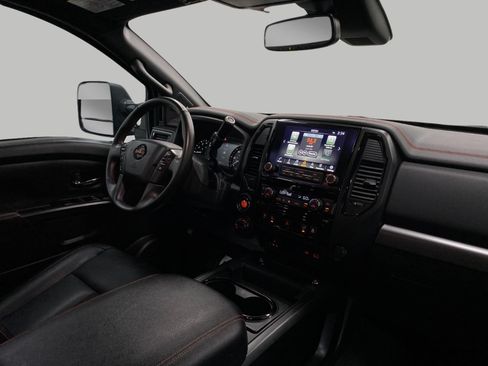 Used 2021 Nissan Titan PRO-4X w/ Pro-4x Convenience Package AWD/4WD image 21