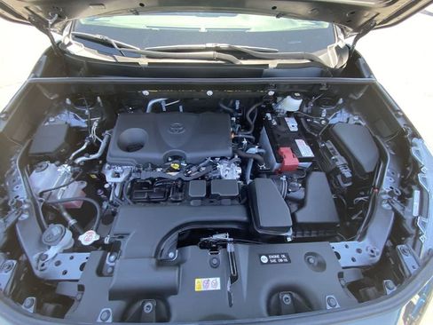 Certified 2025 Toyota RAV4 LE AWD/4WD image 24