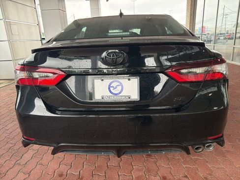 Used 2024 Toyota Camry SE w/ Blackout Package (TMS) FWD image 9