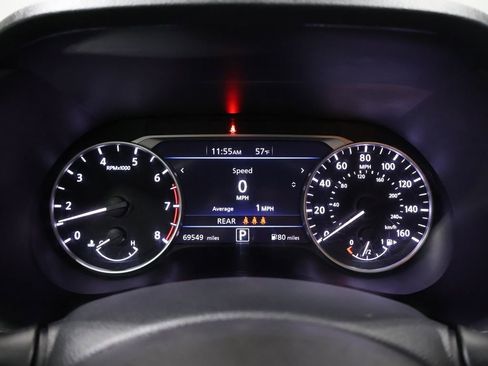 Used 2021 Nissan Sentra SR image 2