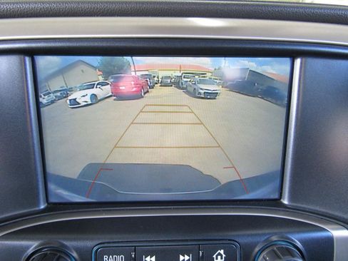 Used 2018 GMC Sierra 2500 Denali w/ Suspension Package, Off-Road image 20