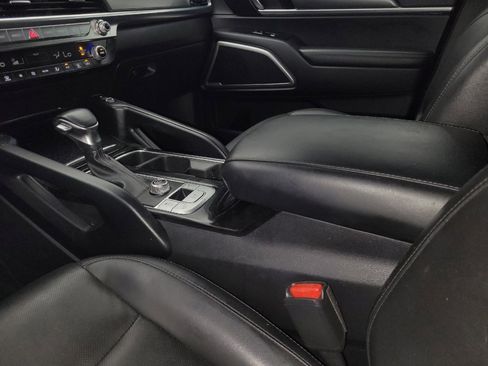 Used 2022 Kia Telluride S FWD image 26