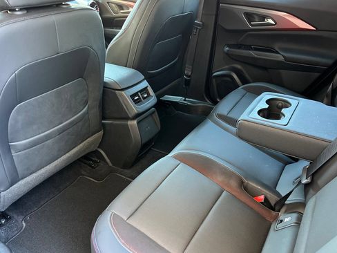 Used 2024 Chevrolet Equinox EV RS FWD image 6