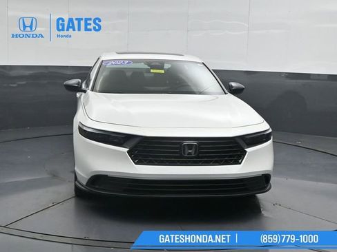 Used 2023 Honda Accord Sport image 5