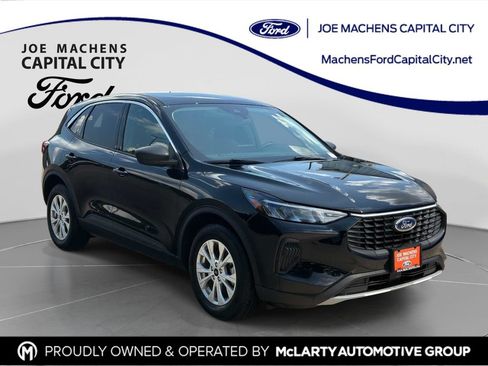 Used 2023 Ford Escape Active FWD image 1