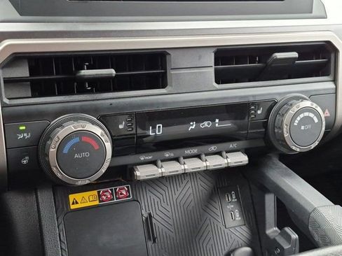 Certified 2025 Toyota 4Runner TRD Off-Road AWD/4WD image 14