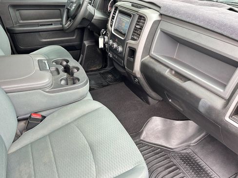 Used 2014 RAM 1500 Express image 17