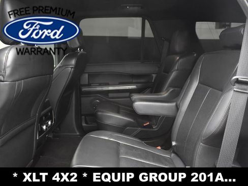 Used 2020 Ford Expedition XLT image 18