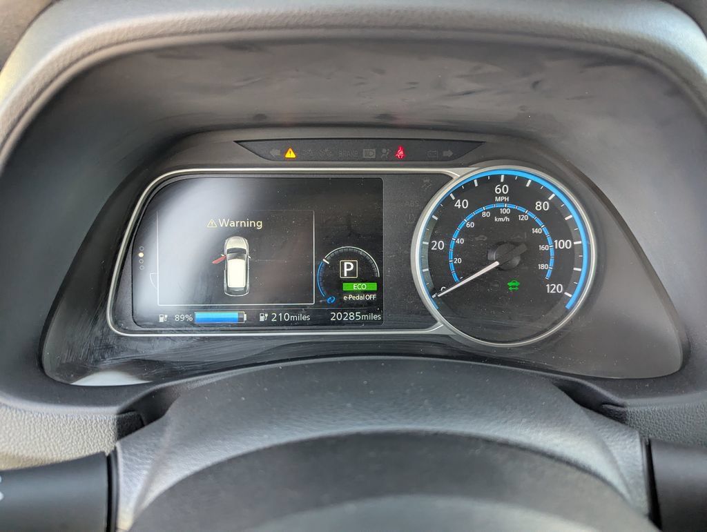 Used 2025 Nissan Leaf SV Plus FWD image 21