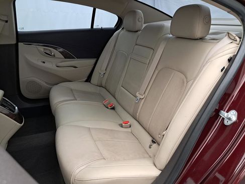 Used 2015 Buick LaCrosse Premium image 19