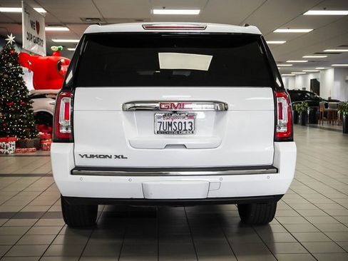 Used 2016 GMC Yukon XL Denali w/ Open Road Package image 7