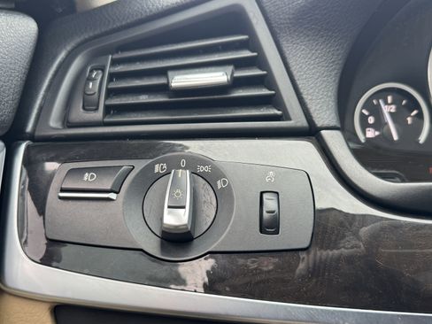 Used 2015 BMW 528i Sedan RWD image 34