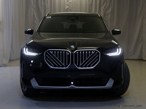 Used 2025 BMW X3 xDrive30i image 5