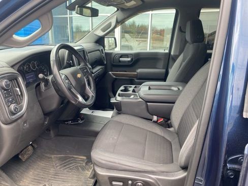 Used 2022 Chevrolet Silverado 1500 LT image 7