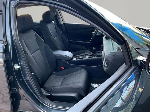 Used 2024 Honda Accord EX image 27
