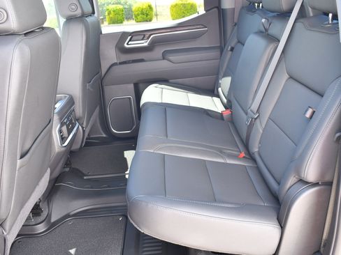 New 2026 GMC Sierra 1500 SLT w/ SLT Premium Plus Package image 31