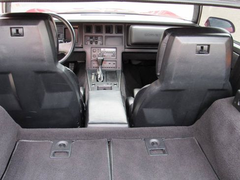 Used 1989 Chevrolet Corvette Coupe RWD image 37