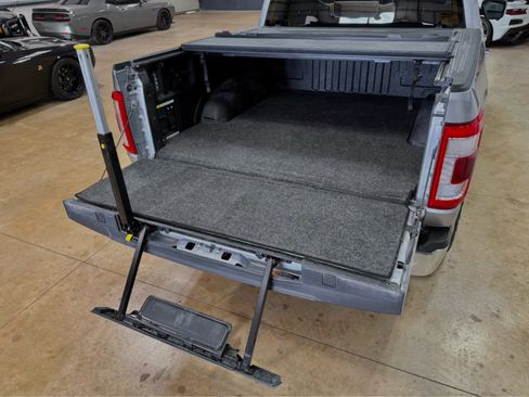 Used 2021 Ford F150 Lariat w/ Equipment Group 502A High image 19