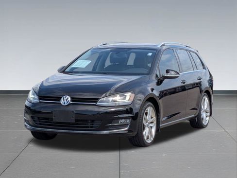 Used 2016 Volkswagen Golf Limited Edition FWD image 9