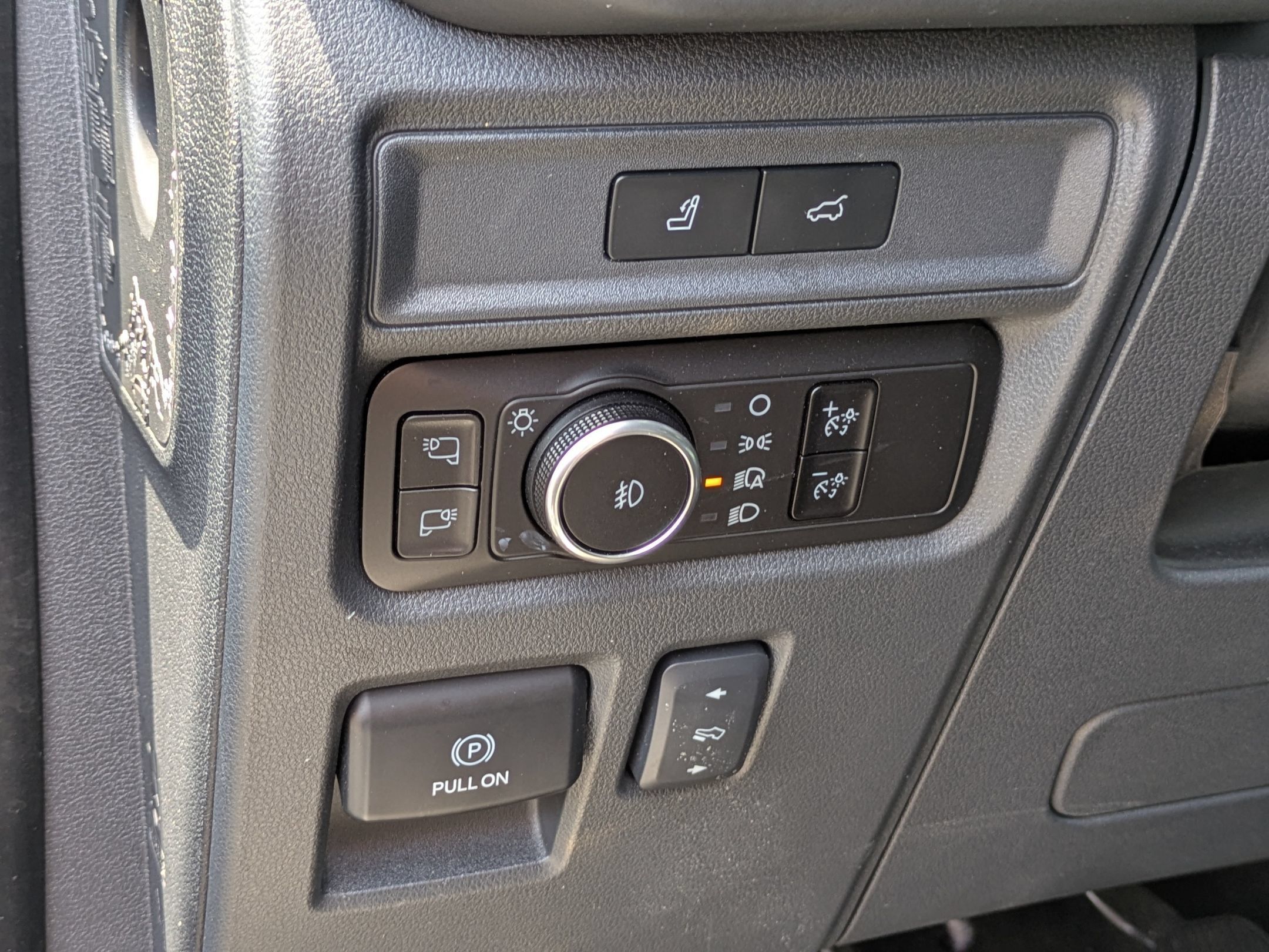 Used 2023 Ford Expedition Platinum AWD/4WD image 16