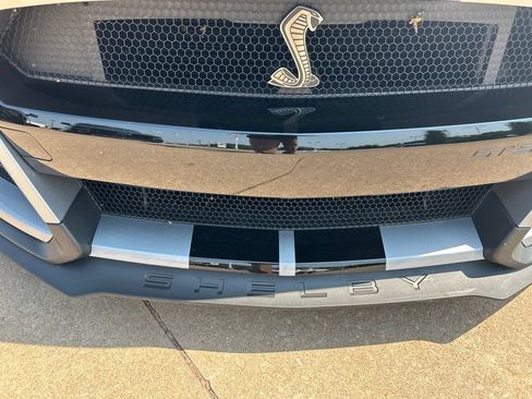 Used 2020 Ford Mustang Shelby GT500 w/ Carbon Fiber Track Pack RWD image 15