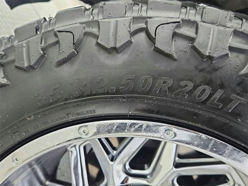 Used 2015 Chevrolet Silverado 2500 W/T image 30