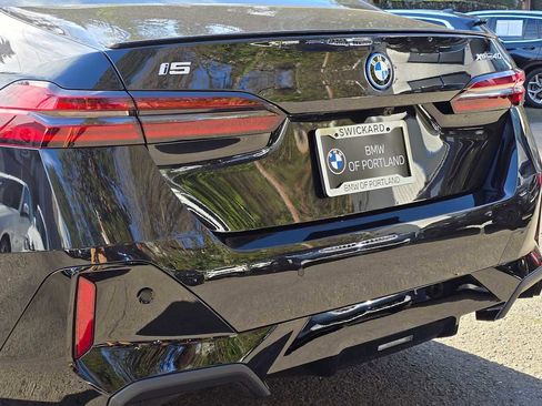 Used 2025 BMW i5 xDrive40 w/ M Sport Package image 13