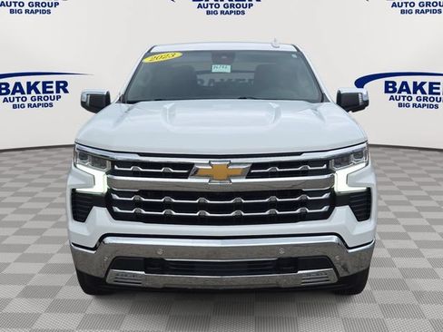 Used 2023 Chevrolet Silverado 1500 LTZ AWD/4WD image 2
