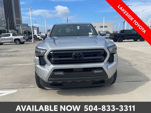 Certified 2026 Toyota Tacoma SR5 AWD/4WD image 9