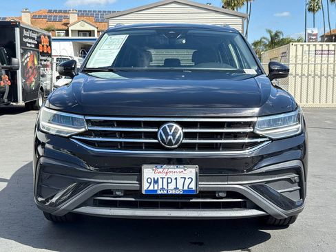Used 2024 Volkswagen Tiguan SE FWD image 4