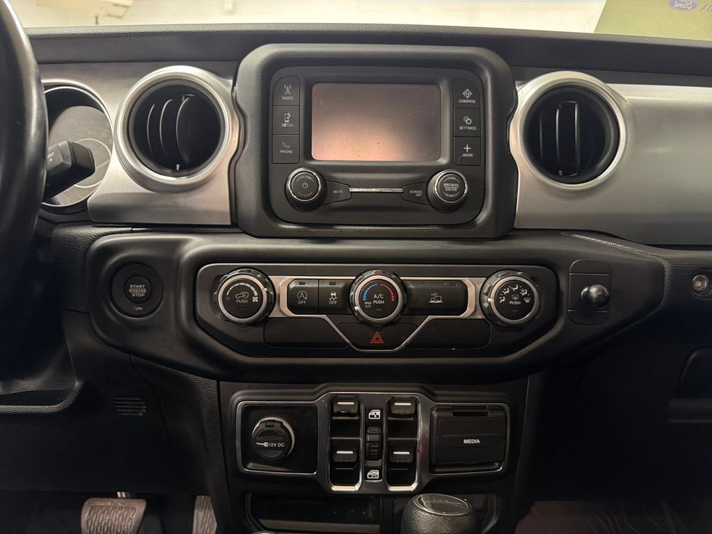 Used 2021 Jeep Gladiator Sport AWD/4WD image 20