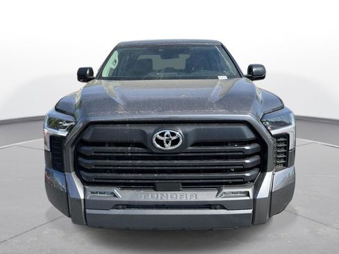 Used 2023 Toyota Tundra SR5 w/ SR5 Convenience Package RWD image 3
