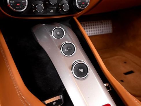 Used 2016 Ferrari California T RWD image 51