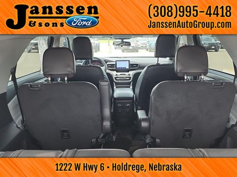 Used 2023 Ford Explorer XLT w/ Equipment Group 202A AWD/4WD image 12