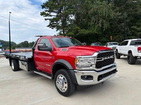 Used 2023 RAM 5500 SLT w/ Quick Order Package 2YG SLT AWD/4WD image 2
