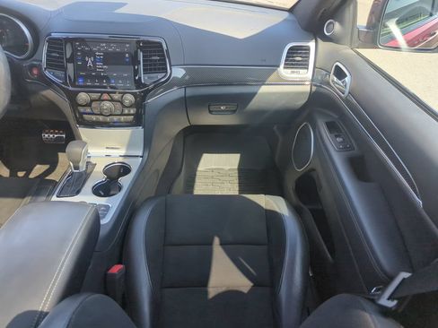 Used 2019 Jeep Grand Cherokee SRT AWD/4WD image 15