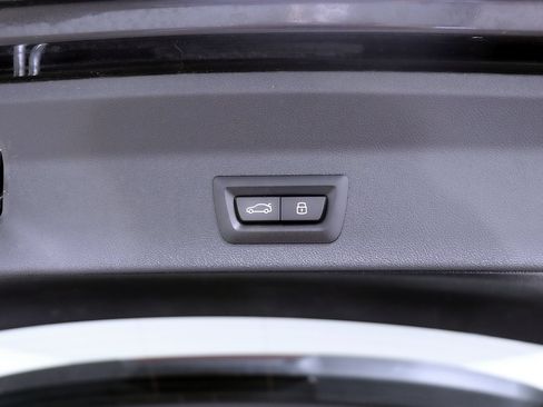 Used 2024 BMW X3 xDrive30i AWD/4WD image 11