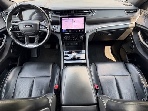 Used 2021 Jeep Grand Cherokee L Overland w/ Luxury Tech Group IV AWD/4WD image 21