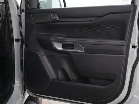 Used 2024 Ford Ranger XLT AWD/4WD image 12