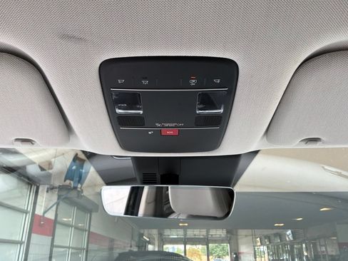 Used 2026 Hyundai Palisade SEL FWD image 22