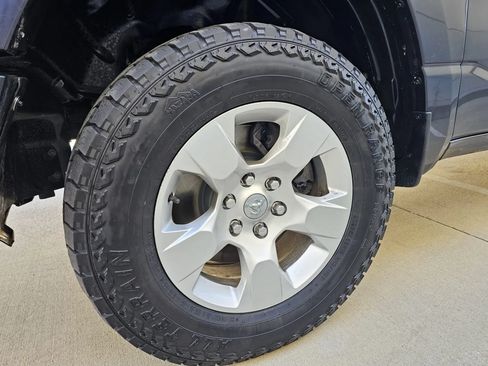 Used 2021 RAM 1500 Big Horn AWD/4WD image 35