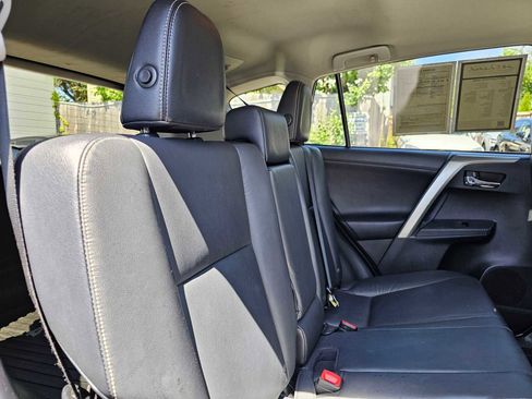 Used 2015 Toyota RAV4 Limited w/ Technology Package AWD/4WD image 15