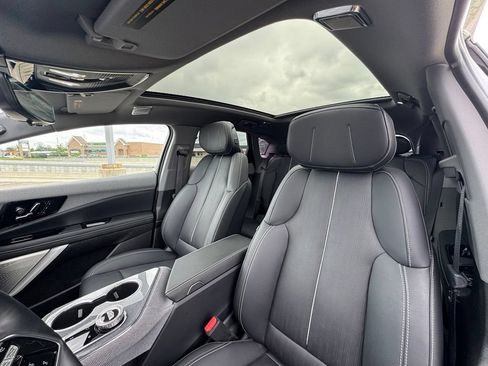 Certified 2025 Cadillac Optiq Luxury 2 w/ LPO, Floor Liner Package AWD/4WD image 25