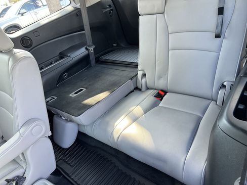 Used 2017 Honda Pilot Elite image 33