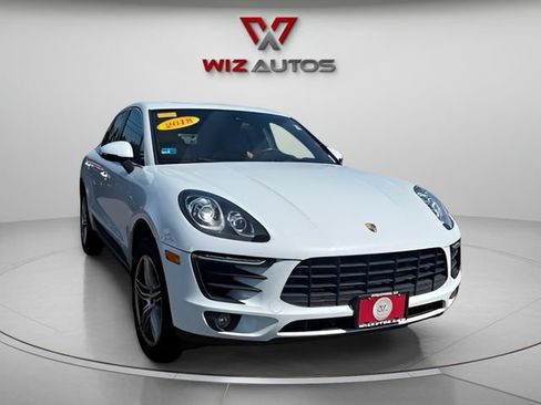 Used 2018 Porsche Macan S AWD/4WD image 7