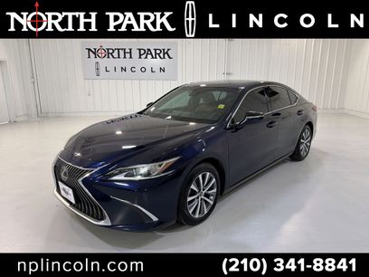 Used 2019 Lexus ES 350 w/ Accessory Package 2