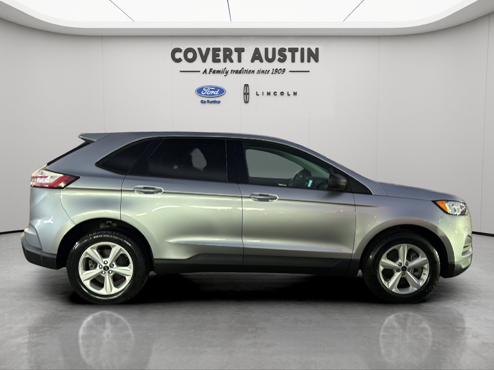 Used 2021 Ford Edge SE FWD image 6