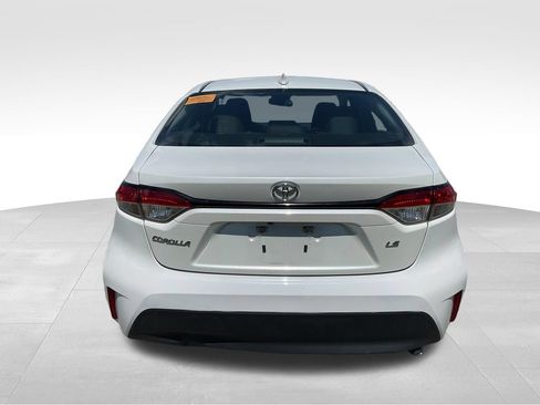Used 2024 Toyota Corolla LE FWD image 12