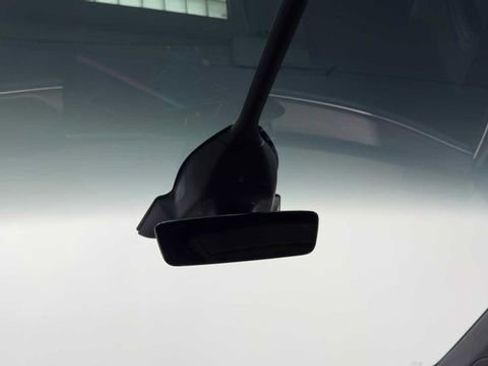 Used 2024 Tesla Model X image 29